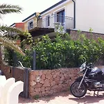 Stella Marina 아파트 발레도리아